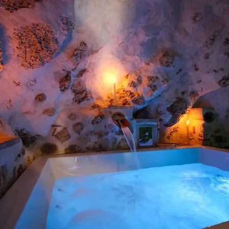 Santo's House Luxury - Idromassaggio E Doccia Emozionale