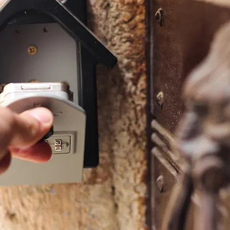 Santo's House Luxury - Idromassaggio E Doccia Emozionale
