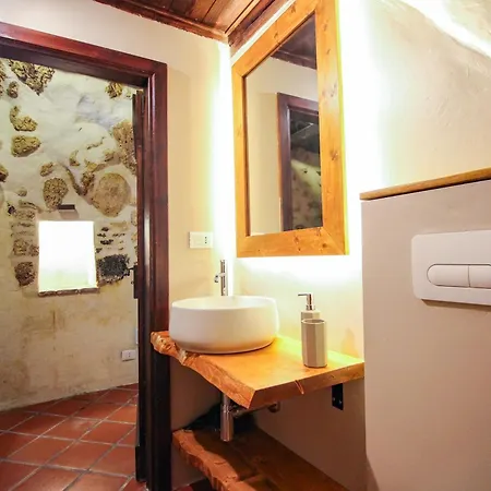 Casa vacanze Santo's House Luxury - Idromassaggio E Doccia Emozionale Santo Stefano Di Sessanio