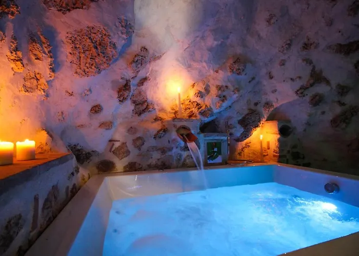 Santo's House Luxury - Idromassaggio E Doccia Emozionale